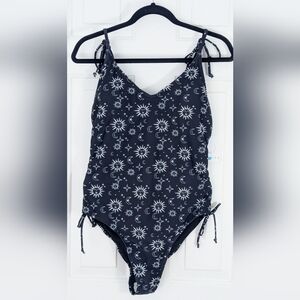 Youth Cyn&Luca Celestial Black & White One Piece Swim w/ Adjustable Ties XL NWT